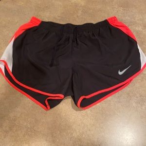 Women’s Nike shorts size medium